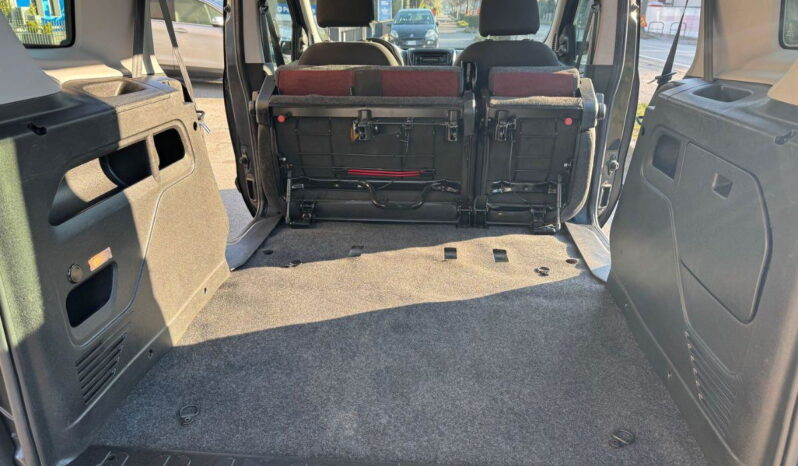 
								FIAT – Doblò – 1.4 T-Jet 16V Nat.Power Active pieno									