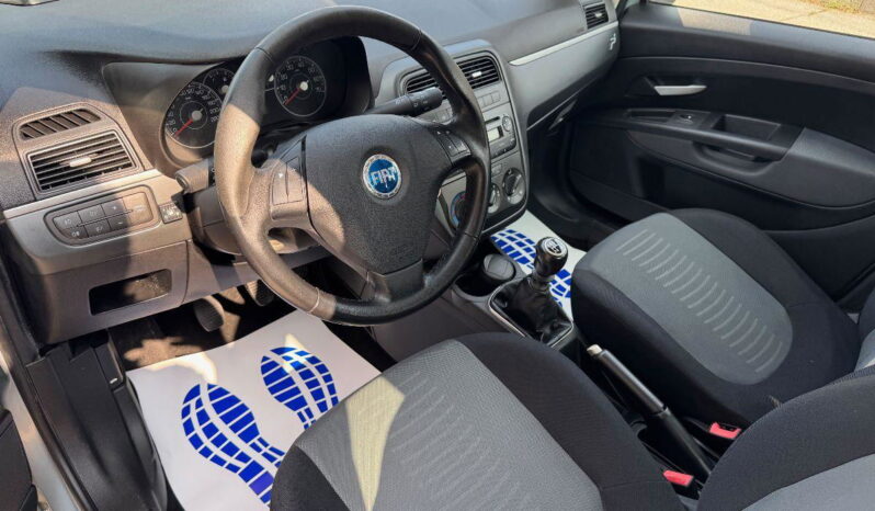 
								FIAT – Grande Punto – 1.2 5 porte Dynamic NEOPATENTATI pieno									