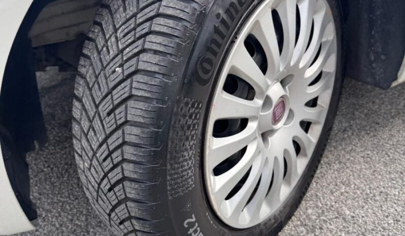 
								FIAT – Punto Evo – 1.2 3p. Start&Stop Blue&Me pieno									