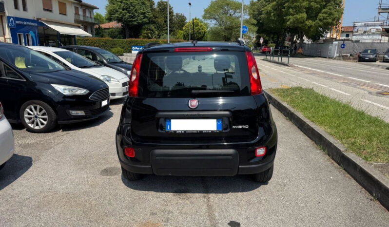 
								FIAT – Panda – 1.0 FireFly S&S Hybrid NEOPATENTATI pieno									