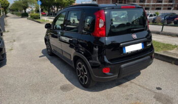 
									FIAT – Panda – 1.0 FireFly S&S Hybrid NEOPATENTATI pieno								