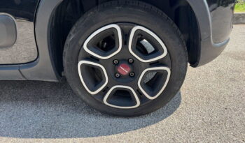 
									FIAT – Panda – 1.0 FireFly S&S Hybrid NEOPATENTATI pieno								