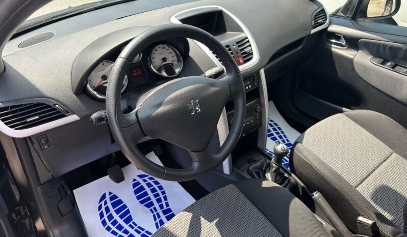 
								PEUGEOT – 207 – 16V VTi 95CV 5p. Energie pieno									