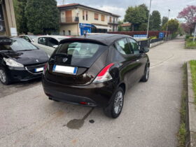 LANCIA – Ypsilon – 1.2 69 CV 5 porte GPL Ecochic Silver NEOPATENTATI