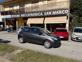 TOYOTA – Yaris – 1.0 3 porte Active NEOPATENTATI