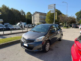 TOYOTA – Yaris – 1.0 3 porte Active NEOPATENTATI