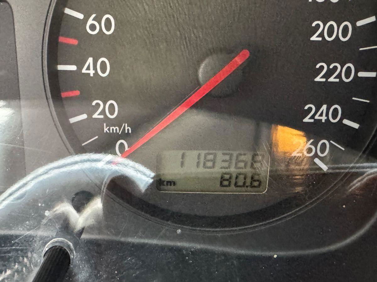 VOLKSWAGEN – Golf – 1.6 3 porte Comfortline #TAG.CERTIFICATI full