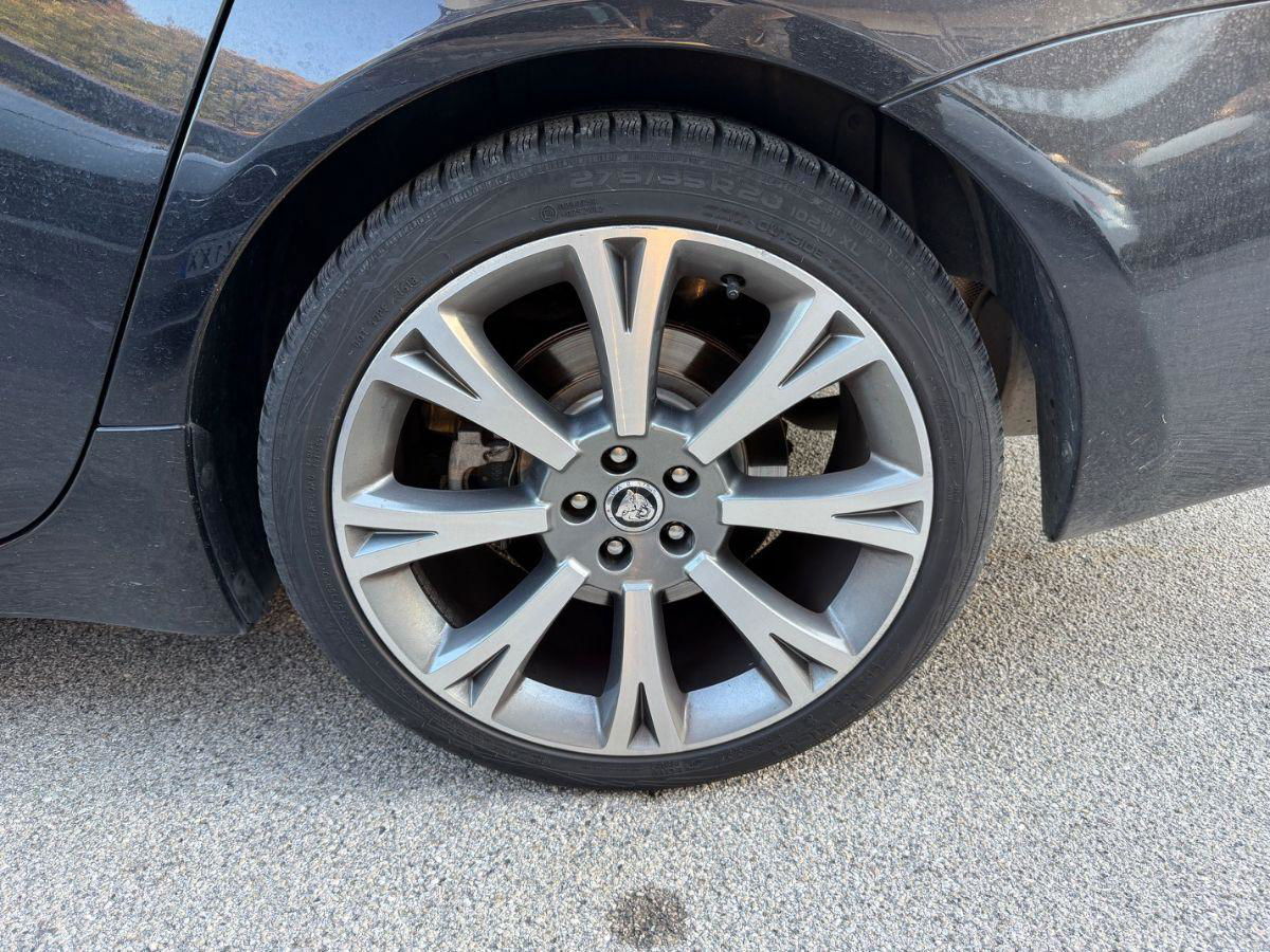 JAGUAR – XJ – 3.0D V6 Premium Luxury full