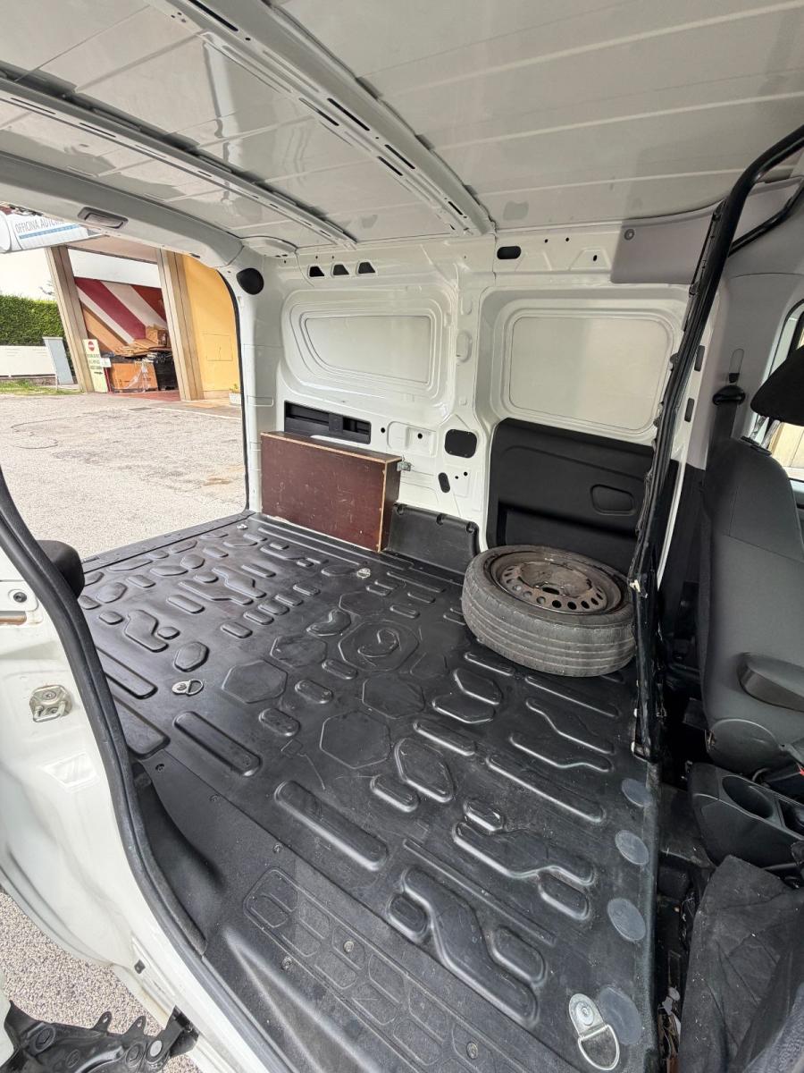 FIAT – Doblò CARGO MAXI XL 105CV full