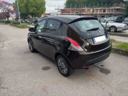 
										LANCIA – Ypsilon – 1.2 69 CV 5 porte GPL Ecochic Silver NEOPATENTATI full									