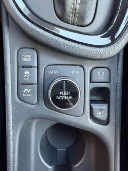 TOYOTA – Yaris Cross – 1.5 Hyb. 5p. E-CVT AWD-i Tr. PROMO full