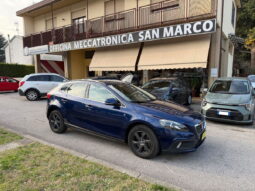 VOLVO – V40 Cross Country –  D2 Volvo Ocean Race