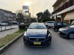 VOLVO – V40 Cross Country –  D2 Volvo Ocean Race