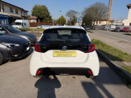 
										TOYOTA – Yaris – 1.5 Hybrid 5p. E-CVT Trend full									