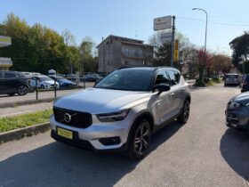 VOLVO – XC40 – D4 AWD Geartronic R-design #GANCIOTRAINO #TAG.VOLVO