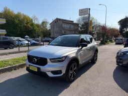VOLVO – XC40 – D4 AWD Geartronic R-design #GANCIOTRAINO #TAG.VOLVO