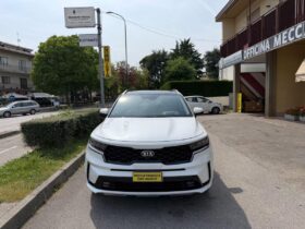 KIA – Sorento – 1.6 T-GDi aut. AWD HEV Evolution 7 POSTI PLUG-IN