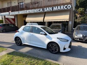 TOYOTA – Yaris – 1.5 Hybrid 5p. E-CVT Trend