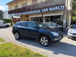 LEXUS – RX – 300