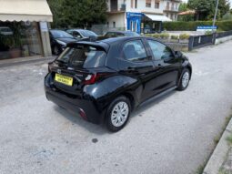 TOYOTA – Yaris – 1.5 Hybrid 5p. E-CVT Active
