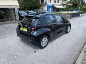 TOYOTA – Yaris – 1.5 Hybrid 5p. E-CVT Active