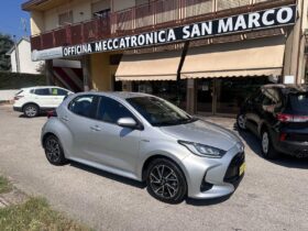 TOYOTA – Yaris – 1.5 Hybrid 5p. E-CVT Trend